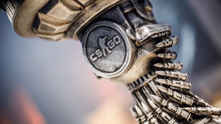 Кубок EPICENTER: Moscow. Фото media.epicenter.gg Кубок EPICENTER: Moscow. Фото media.epicenter.gg