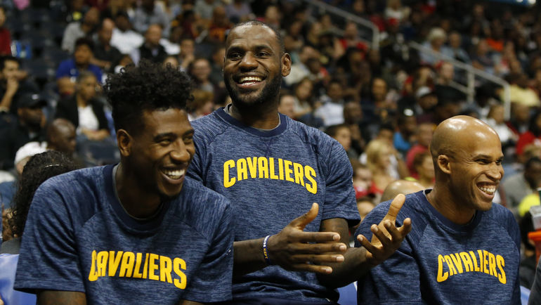 Иман ШАМПЕРТ, Леброн ДЖЕЙМС и Ричард ДЖЕФФЕРСОН. Фото USA Today Иман ШАМПЕРТ, Леброн ДЖЕЙМС и Ричард ДЖЕФФЕРСОН. Фото USA Today