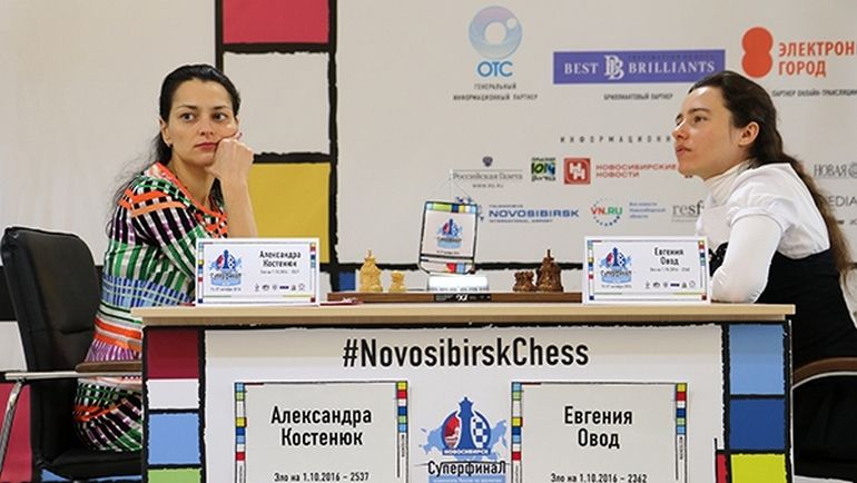 Александра КОСТЕНЮК (слева) и Евгения ОВОД. Александра КОСТЕНЮК (слева) и Евгения ОВОД.