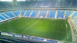 Сегодня. Санкт-Петербург. Первый матч на новой арене на Крестовском острове провели ее строители.