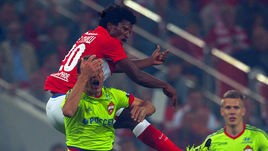 В борьбе ЗЕ ЛУИШ и Сергей ИГНАШЕВИЧ.