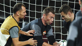 Вторник. Монако. Тренировка ЦСКА. Сергей ИГНАШЕВИЧ, Василий БЕРЕЗУЦКИЙ и Игорь АКИНФЕЕВ.