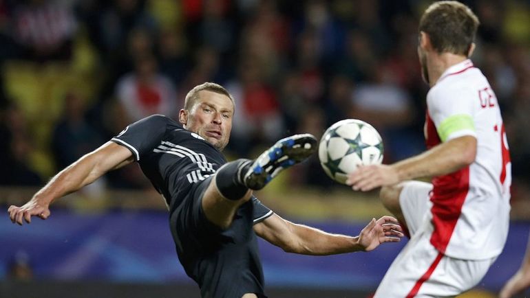 Возрастная оборона армейцев снова не справилась. Фото REUTERS Возрастная оборона армейцев снова не справилась. Фото REUTERS