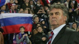 Гус ХИДДИНК.