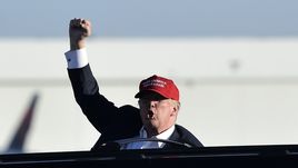 Дональд ТРАМП.