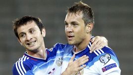 Алан ДЗАГОЕВ (слева) и Артем ДЗЮБА не смогли сыграть за сборную России.