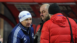 Дан ПЕТРЕСКУ (слева) и Станислав ЧЕРЧЕСОВ (в центре).