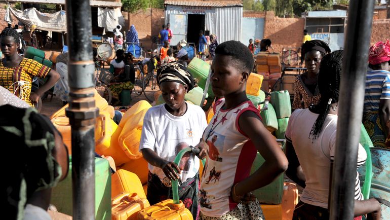 Уровень грамотности в Буркина-Фасо – 29% у мужчин и 15% у женщин. Фото AFP Уровень грамотности в Буркина-Фасо – 29% у мужчин и 15% у женщин. Фото AFP