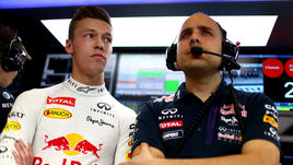 Даниил КВЯТ (слева).