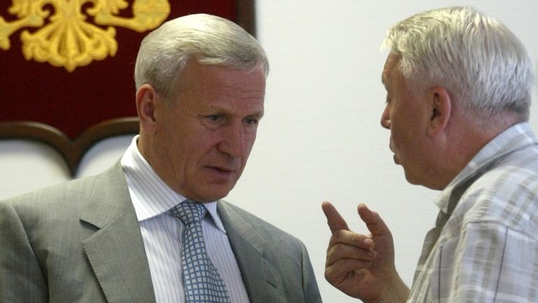 2002 год. Владимир ПЕРЕТУРИН (справа) и Вячеслав КОЛОСКОВ. Фото Александр ВИЛЬФ 2002 год. Владимир ПЕРЕТУРИН (справа) и Вячеслав КОЛОСКОВ. Фото Александр ВИЛЬФ