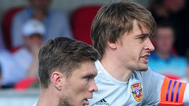 Дмитрий АЙДОВ (справа).