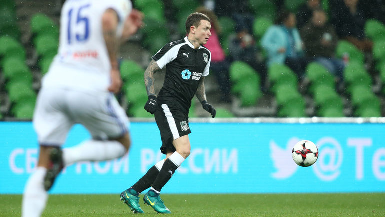 Длительное отсутствие Павла МАМАЕВА не сказалось на результативности Смолова. Фото Виталий ТИМКИВ Длительное отсутствие Павла МАМАЕВА не сказалось на результативности Смолова. Фото Виталий ТИМКИВ