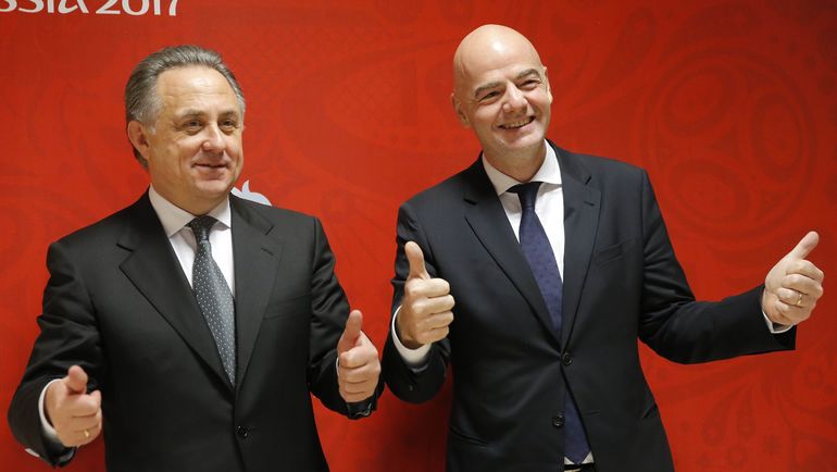 Вице-премьер РФ и президент РФС Виталий МУТКО с главой ФИФА Джанни ИНФАНТИНО (справа). Фото REUTERS Вице-премьер РФ и президент РФС Виталий МУТКО с главой ФИФА Джанни ИНФАНТИНО (справа). Фото REUTERS