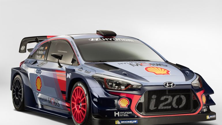 Hyundai i20 Coupe WRC представлен на специальной церемонии на национальном автодроме в Монце. Hyundai i20 Coupe WRC представлен на специальной церемонии на национальном автодроме в Монце.