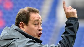 Леонид СЛУЦКИЙ.