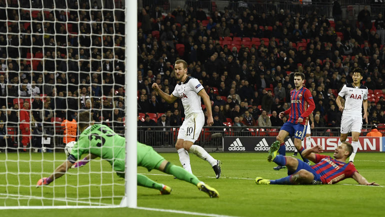 45+1-я минута. Гол Харри КЕЙНА. Фото REUTERS 45+1-я минута. Гол Харри КЕЙНА. Фото REUTERS