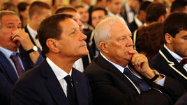 Александр ЖУКОВ и Виталий СМИРНОВ.