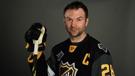 Джон СКОТТ сменил за карьеру семь команд.