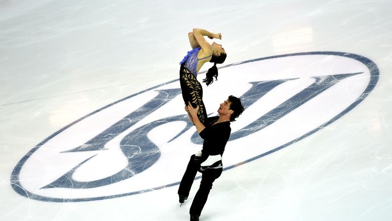 Пятница. Марсель. Тесса ВИРЧУ и Скотт МОИР. Фото REUTERS Пятница. Марсель. Тесса ВИРЧУ и Скотт МОИР. Фото REUTERS