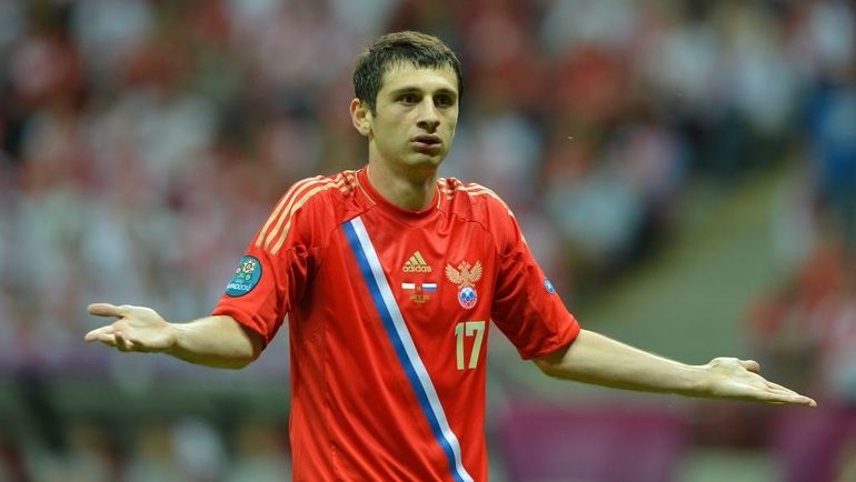 Алан ДЗАГОЕВ в составе сборной России. Фото AFP Алан ДЗАГОЕВ в составе сборной России. Фото AFP