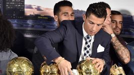 "Золотой мяч": Криштиану Роналду близок к покеру