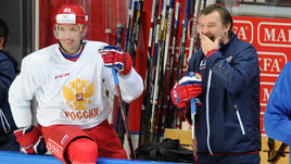 Вторник. Москва. Илья КОВАЛЬЧУК (слева) и Олег ЗНАРОК на тренировке сборной России.