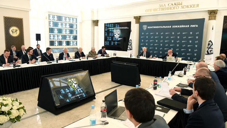 Среда. Москва. Совещание руководителей клубов КХЛ. Фото Владимир БЕЗЗУБОВ, photo.khl.ru Среда. Москва. Совещание руководителей клубов КХЛ. Фото Владимир БЕЗЗУБОВ, photo.khl.ru