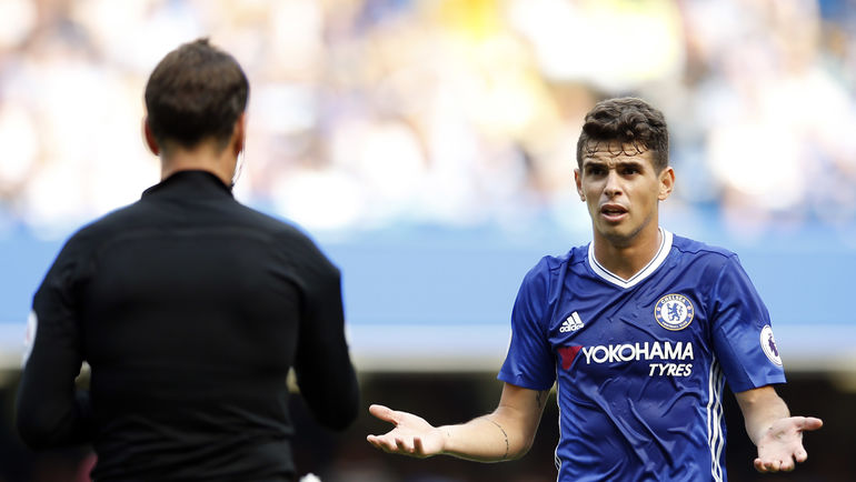 ОСКАР (справа). Фото REUTERS ОСКАР (справа). Фото REUTERS