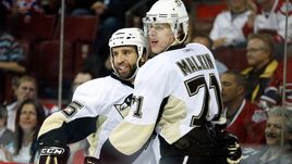 Максим ТАЛБОТ (слева) и Евгений МАЛКИН.