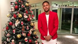 Неймар, Вернблум и Витсель у елки