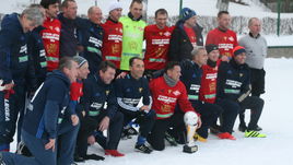 Аленичев собрал друзей дома  и пожелал "Спартаку" чемпионства