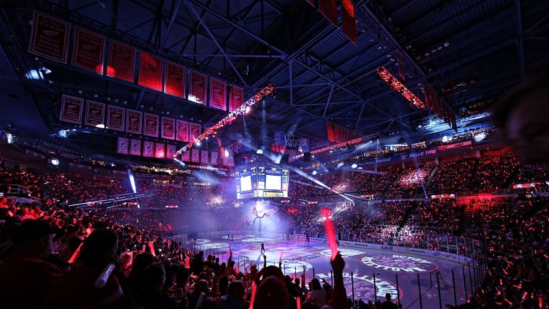 НХЛ: шоу продолжается. Фото AFP НХЛ: шоу продолжается. Фото AFP