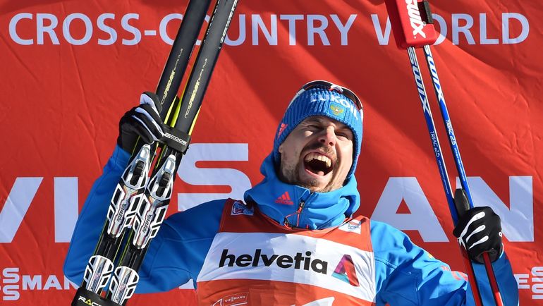 Сергей УСТЮГОВ на пьедестале. Фото AFP Сергей УСТЮГОВ на пьедестале. Фото AFP