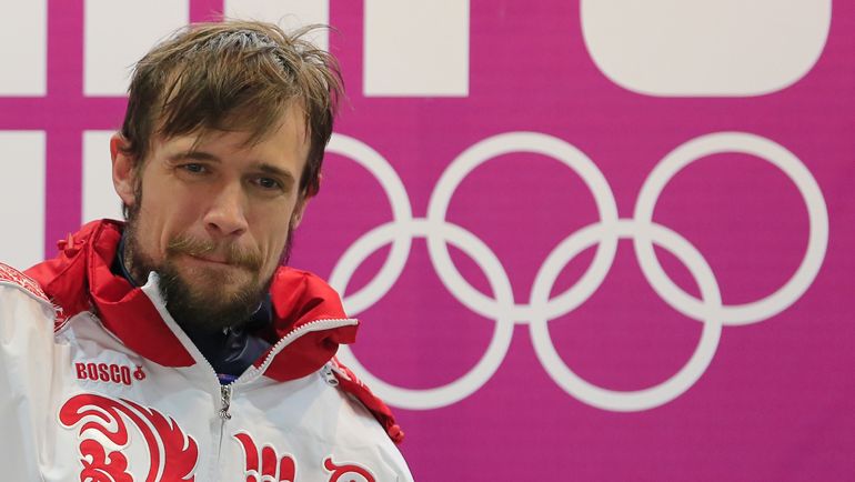 Олимпийский чемпион Сочи Александр ТРЕТЬЯКОВ сначала был отстранен Международной федерацией бобслея и скелетона, а позже получил допуск к стартам до конца разбирательства. Фото AFP Олимпийский чемпион Сочи Александр ТРЕТЬЯКОВ сначала был отстранен Международной федерацией бобслея и скелетона, а позже получил допуск к стартам до конца разбирательства. Фото AFP