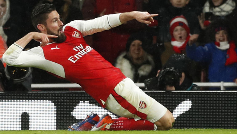 Оливье ЖИРУ: гол-скорпион. Фото AFP Оливье ЖИРУ: гол-скорпион. Фото AFP