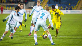 Кристиан НОБОА (справа) в окружении зенитовцев.