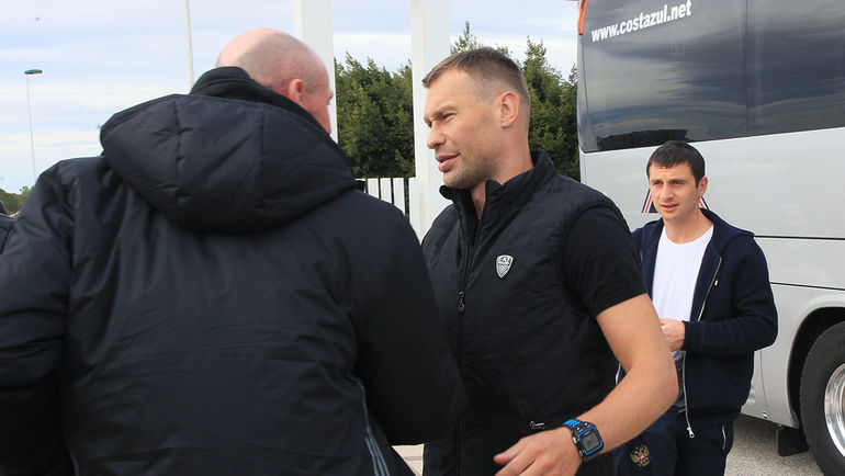 Вторник. Кампоамор. Виктор ОНОПКО Василий БЕРЕЗУЦКИЙ, Алан ДЗАГОЕВ. Фото Валентин КОБЫЩА, ПФК ЦСКА Вторник. Кампоамор. Виктор ОНОПКО Василий БЕРЕЗУЦКИЙ, Алан ДЗАГОЕВ. Фото Валентин КОБЫЩА, ПФК ЦСКА