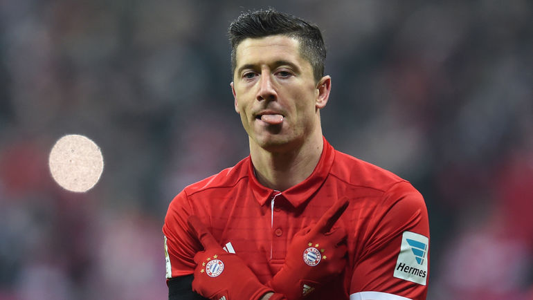 Роберт ЛЕВАНДОВСКИ. Фото REUTERS Роберт ЛЕВАНДОВСКИ. Фото REUTERS