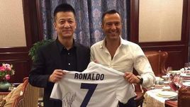 Агенту Криштиану Роналду не дали озолотиться в Китае