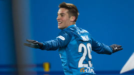 Роберт МАК.