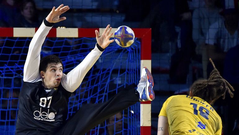 Вратарь сборной России Виктор КИРЕЕВ. Фото AFP Вратарь сборной России Виктор КИРЕЕВ. Фото AFP