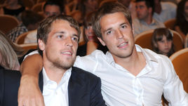 Кирилл КОМБАРОВ (слева) и Дмитрий КОМБАРОВ.