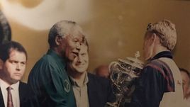 "Перед игрой мы танцуем и поем".  История первого русского футболиста в ЮАР