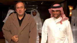 Доха. 2008 год. Президент УЕФА Мишель ПЛАТИНИ и генеральный секретарь Олимпийского комитета Катара Сауд аль-Тани.