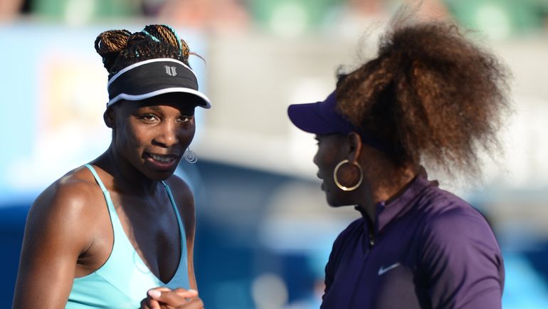 2013 год. Винус (слева) и Серена УИЛЬЯМС. Фото AFP 2013 год. Винус (слева) и Серена УИЛЬЯМС. Фото AFP