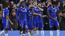 Прощальный гол Ивановича,  огненное рейнское дерби  и кубковый хет-трик Уолкотта