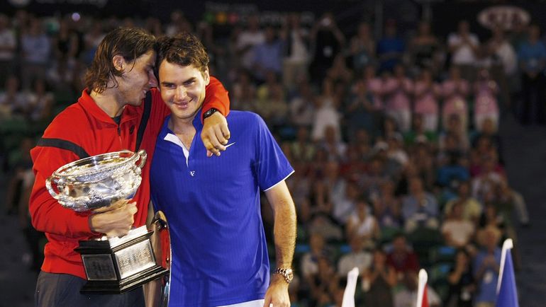 2 февраля 2009 года. Рафаэль НАДАЛЬ (слева) и Роджер ФЕДЕРЕР после финала Australian Open. Фото REUTERS 2 февраля 2009 года. Рафаэль НАДАЛЬ (слева) и Роджер ФЕДЕРЕР после финала Australian Open. Фото REUTERS