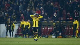 Гладбах совершает камбэк в Леверкузене, Дортмунд вновь теряет очки