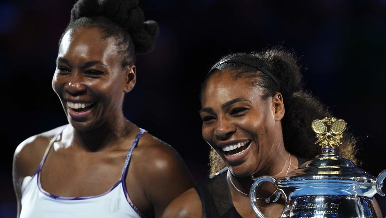 Винус (слева) и Серена УИЛЬЯМС. Фото AFP Винус (слева) и Серена УИЛЬЯМС. Фото AFP
