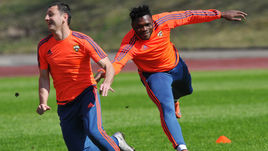 Алан ДЗАГОЕВ и Аарон ОЛАНАРЕ.